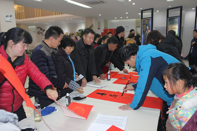 尊时凯龙·(中国区)人生就是搏