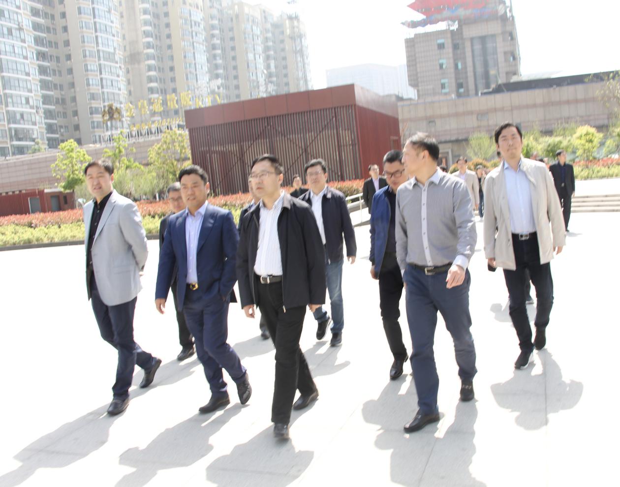 尊时凯龙·(中国区)人生就是搏