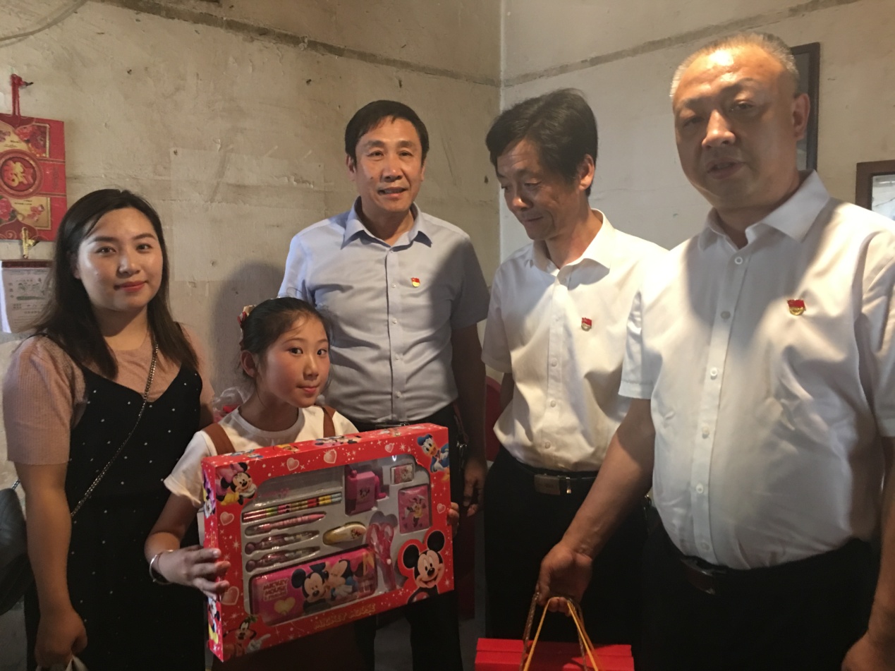 尊时凯龙·(中国区)人生就是搏