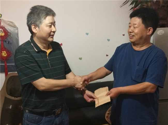尊时凯龙·(中国区)人生就是搏