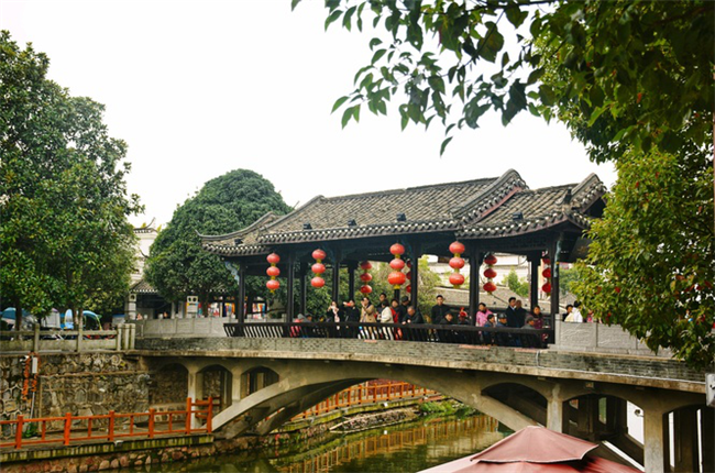 尊时凯龙·(中国区)人生就是搏