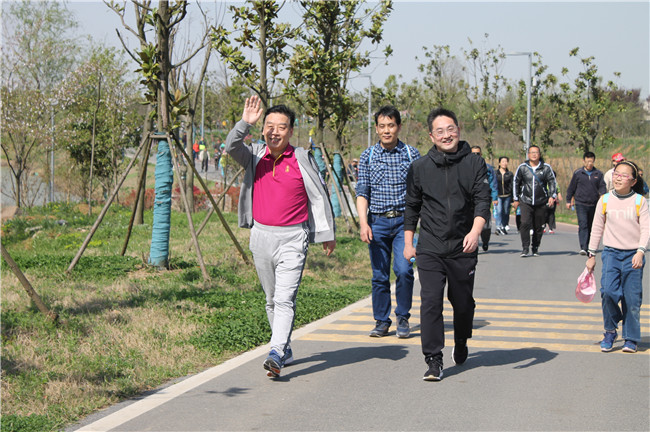 尊时凯龙·(中国区)人生就是搏