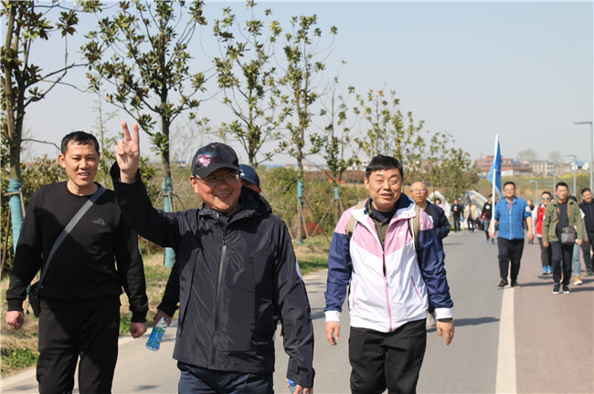 尊时凯龙·(中国区)人生就是搏