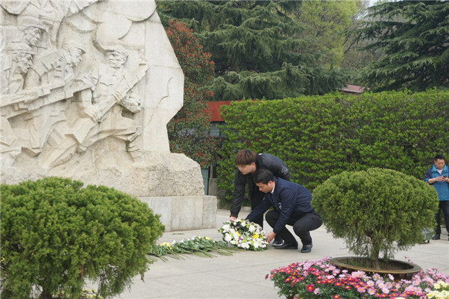 尊时凯龙·(中国区)人生就是搏