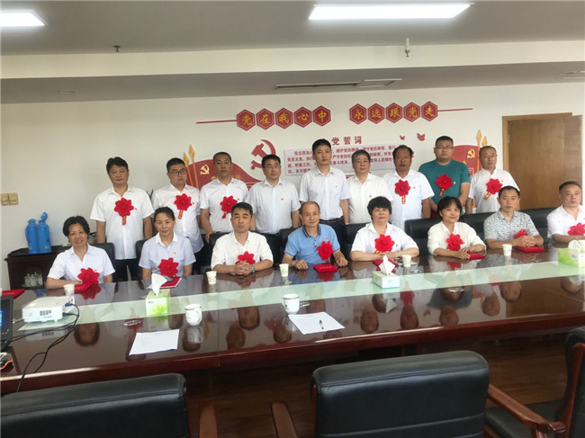 尊时凯龙·(中国区)人生就是搏