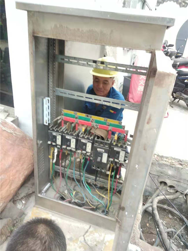 尊时凯龙·(中国区)人生就是搏