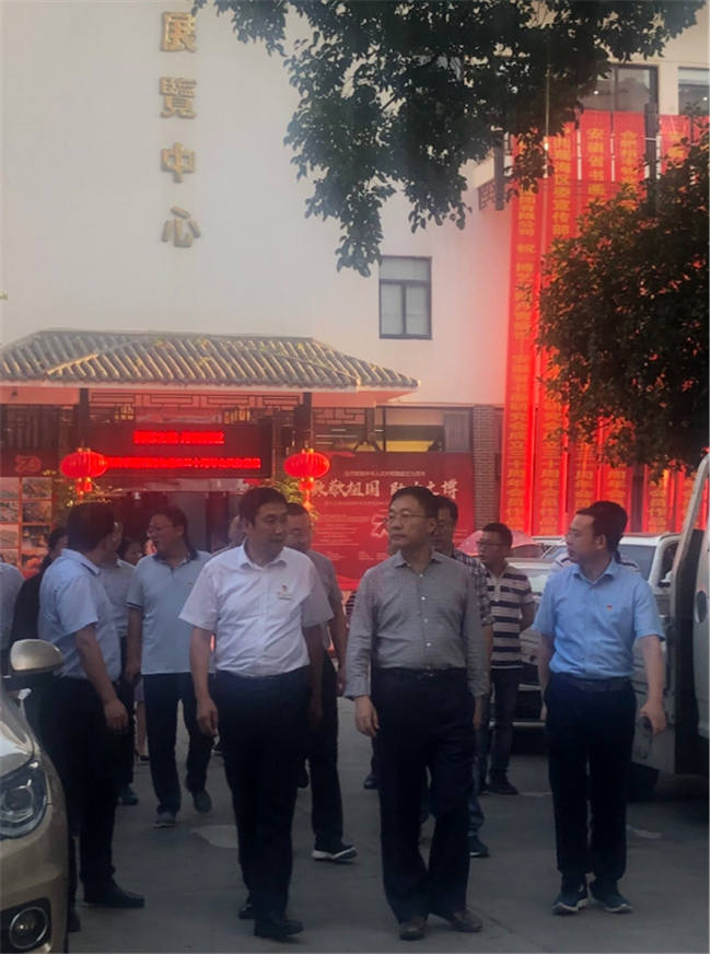 尊时凯龙·(中国区)人生就是搏