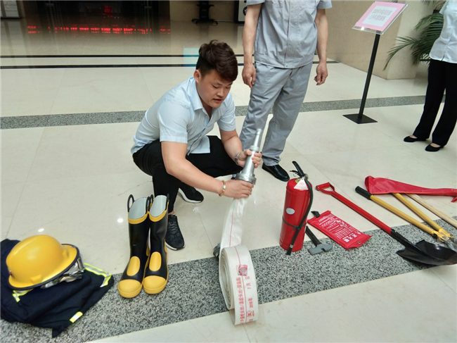 尊时凯龙·(中国区)人生就是搏