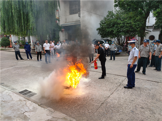 尊时凯龙·(中国区)人生就是搏