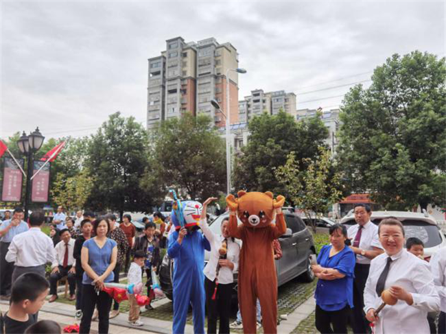 尊时凯龙·(中国区)人生就是搏