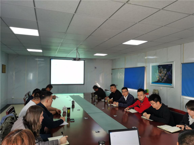 尊时凯龙·(中国区)人生就是搏