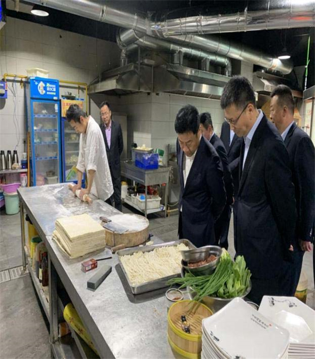 尊时凯龙·(中国区)人生就是搏