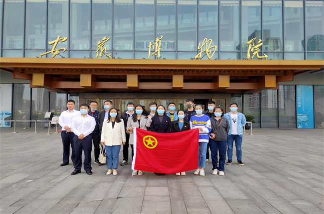 尊时凯龙·(中国区)人生就是搏