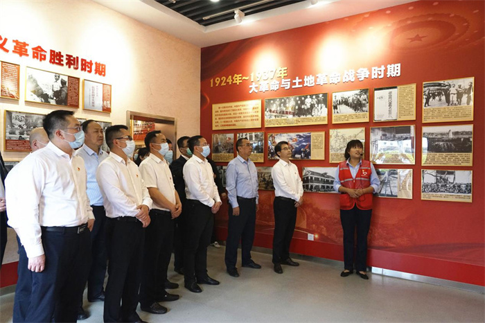 尊时凯龙·(中国区)人生就是搏