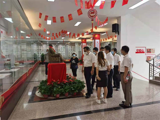 尊时凯龙·(中国区)人生就是搏