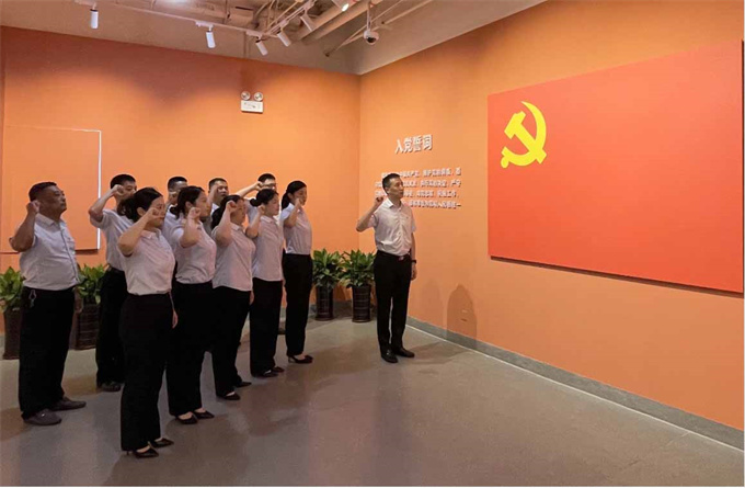 尊时凯龙·(中国区)人生就是搏