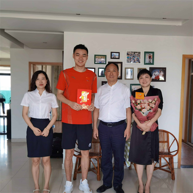尊时凯龙·(中国区)人生就是搏