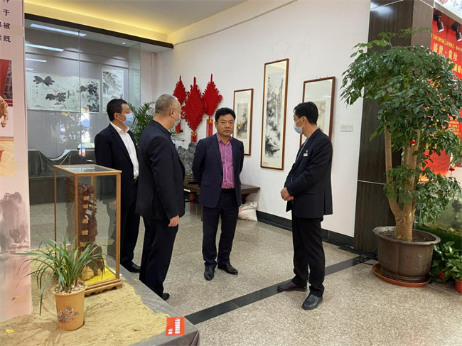 尊时凯龙·(中国区)人生就是搏