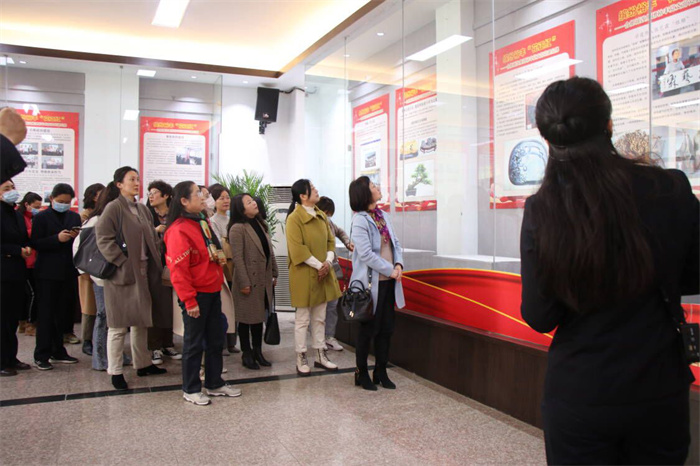尊时凯龙·(中国区)人生就是搏