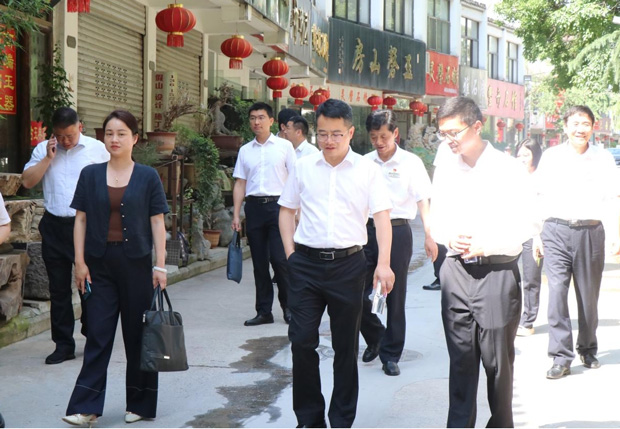 尊时凯龙·(中国区)人生就是搏