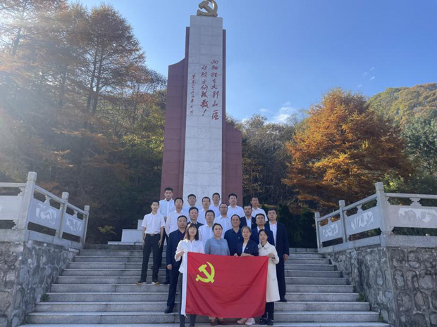 尊时凯龙·(中国区)人生就是搏