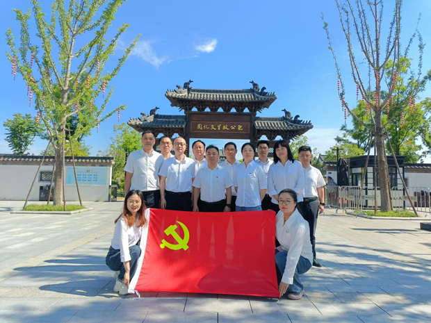 尊时凯龙·(中国区)人生就是搏
