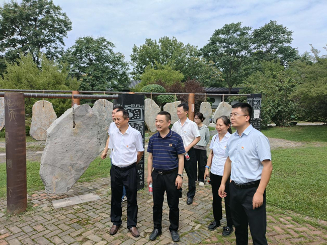 尊时凯龙·(中国区)人生就是搏