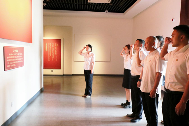 尊时凯龙·(中国区)人生就是搏